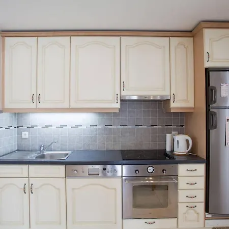 Sleeps 6 Wifi Lejlighed *