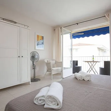 Sleeps 6 Wifi Lejlighed Cannes